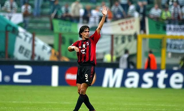 米兰门将神勇发挥,助球队客场取胜 米兰门将神勇发挥,助球队客场取胜