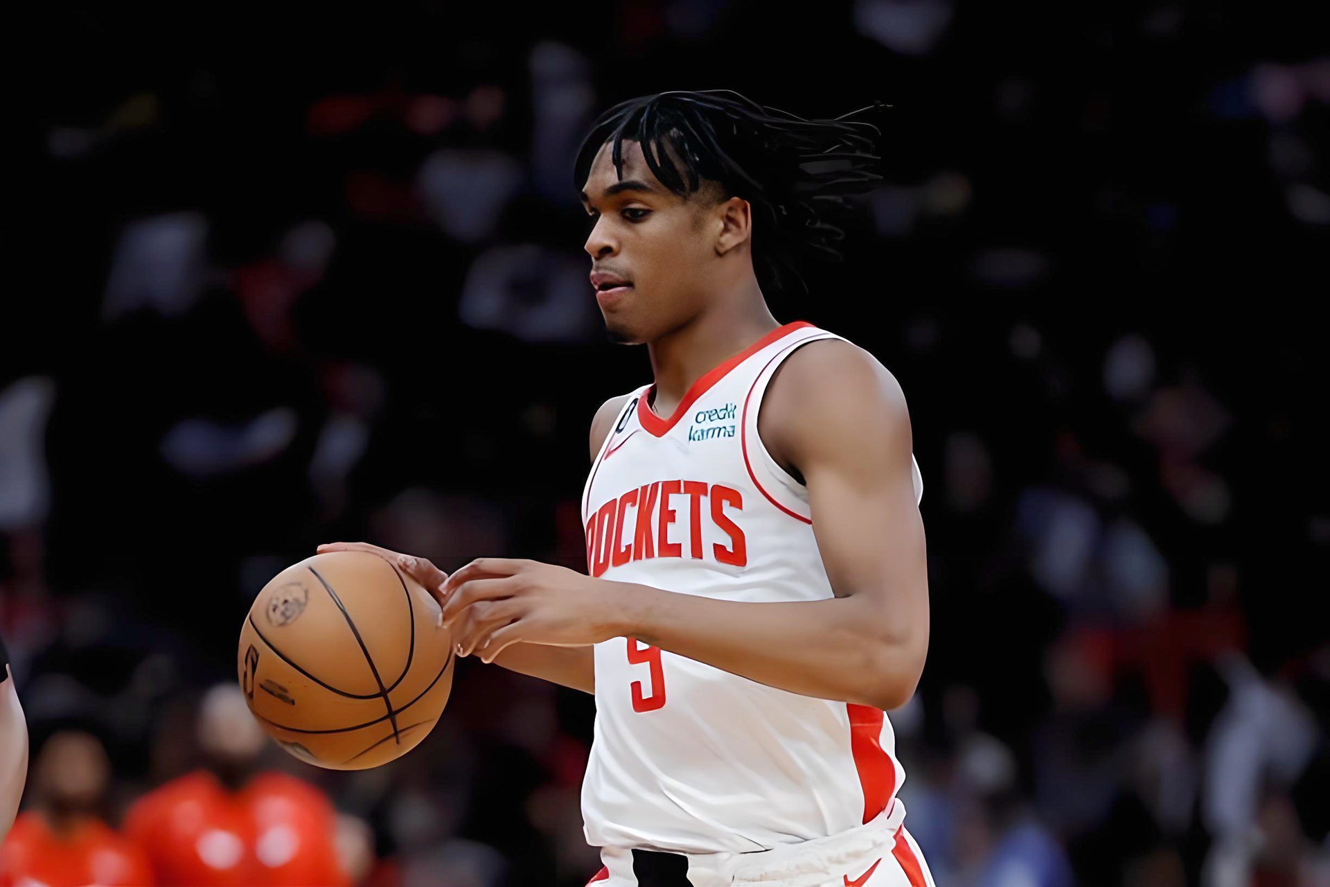 爱游戏在线-东北亚球队力挫对手，夺得宝贵胜利，晋级下轮