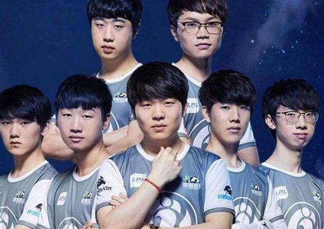 FPX翻盘MAD,JackeyLove团战一打五鏖战多局四强赛,强势挺进下一轮的简单介绍 FPX翻盘MAD,JackeyLove团战一打五鏖战多局四强赛,强势挺进下一轮的简单介绍