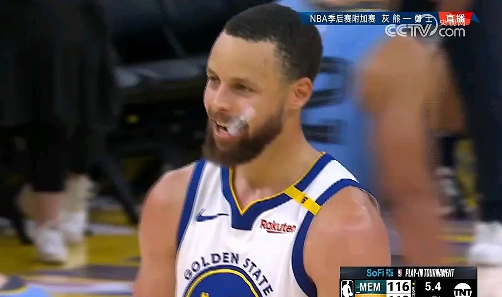 勇士再次晋级西部决赛,库里神奇三分绝杀太阳 勇士再次晋级西部决赛,库里神奇三分绝杀太阳