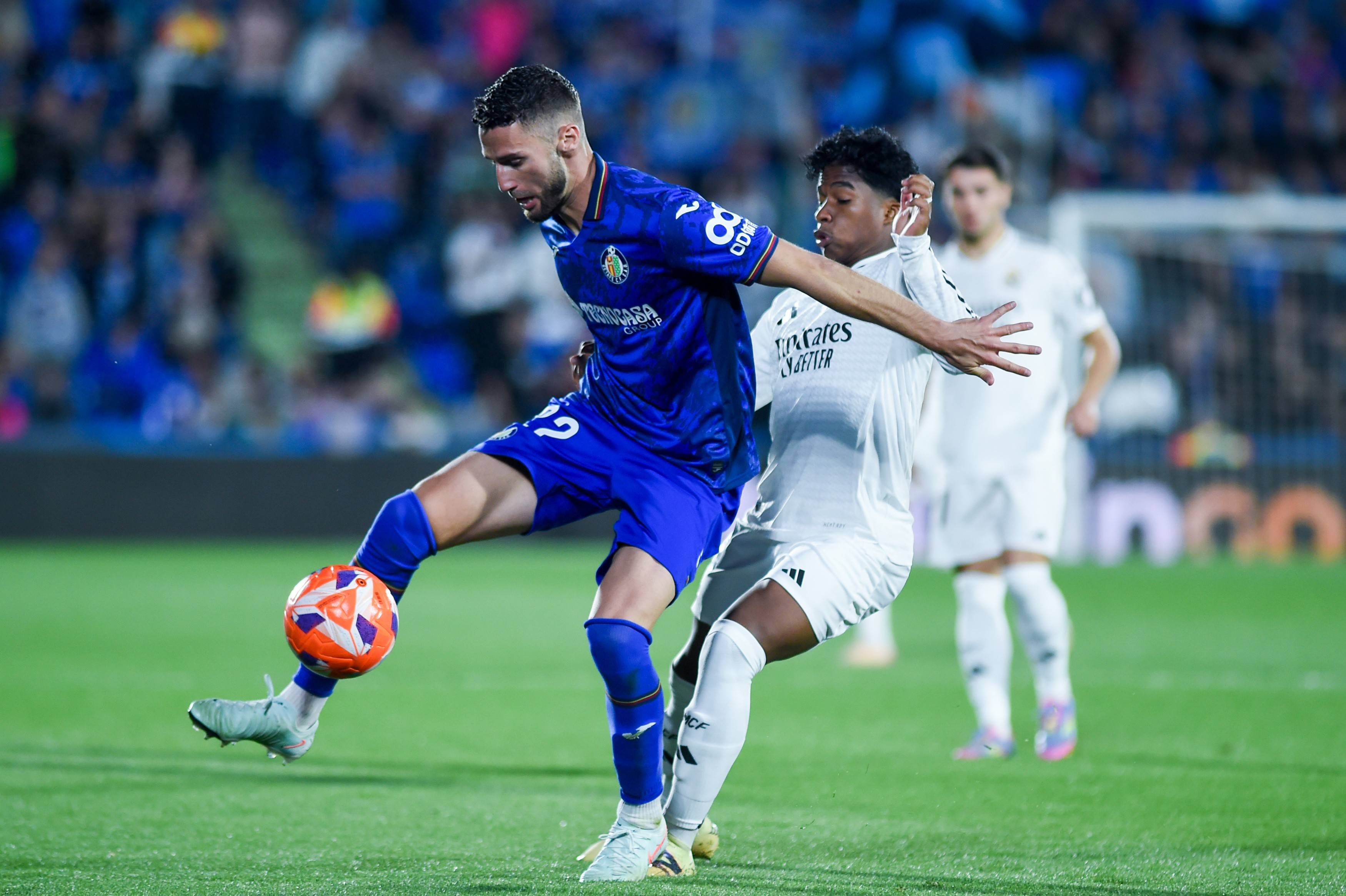 赫塔菲客场逼平皇家社会