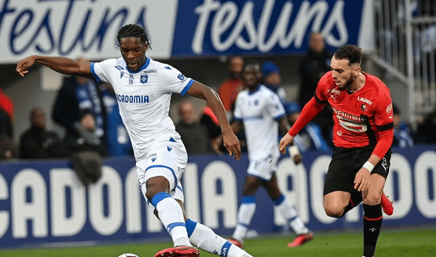 -亚眠客场失利，保级防线岌岌可危