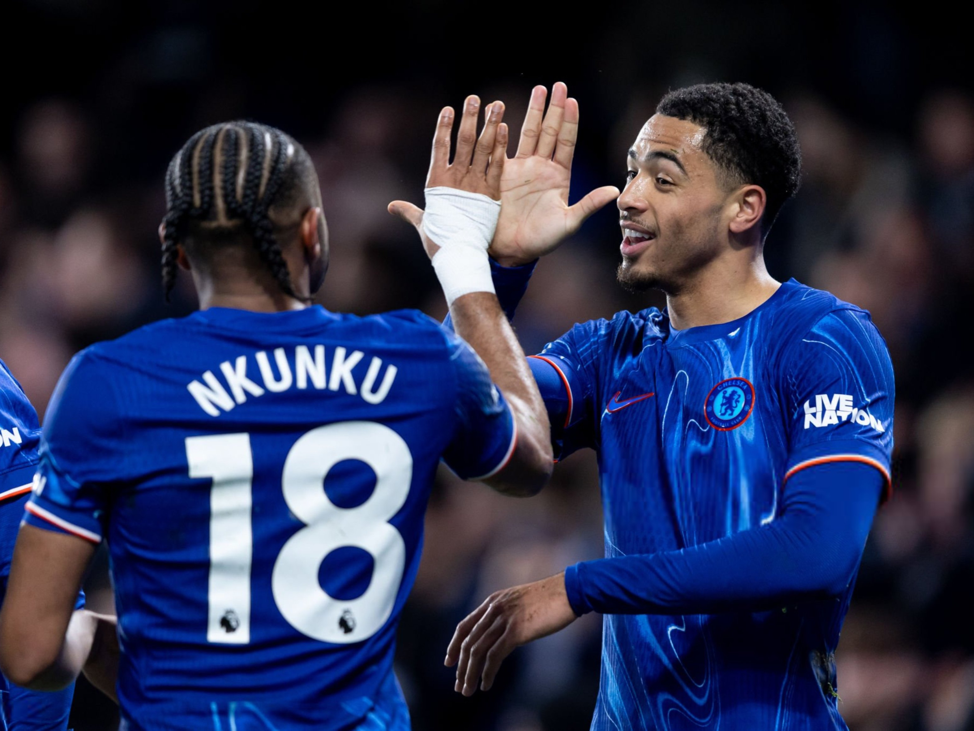 切尔西憾平对手,南安普顿抢分 切尔西憾平对手,南安普顿抢分