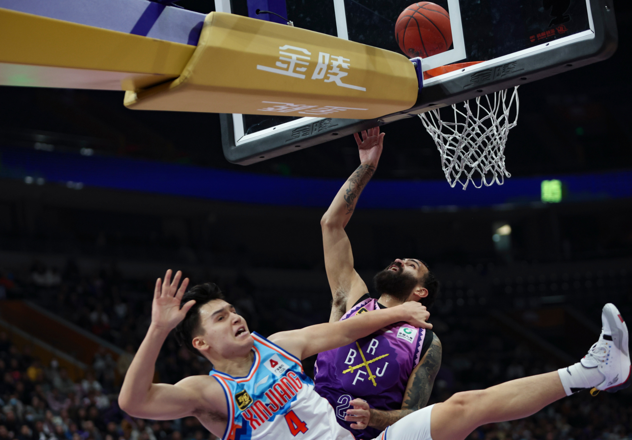 新疆队全力备战,争取胜利晋级 新疆队全力备战,争取胜利晋级