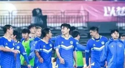 篮球对抗悬念多多,胜者笑到最后 篮球对抗悬念多多,胜者笑到最后