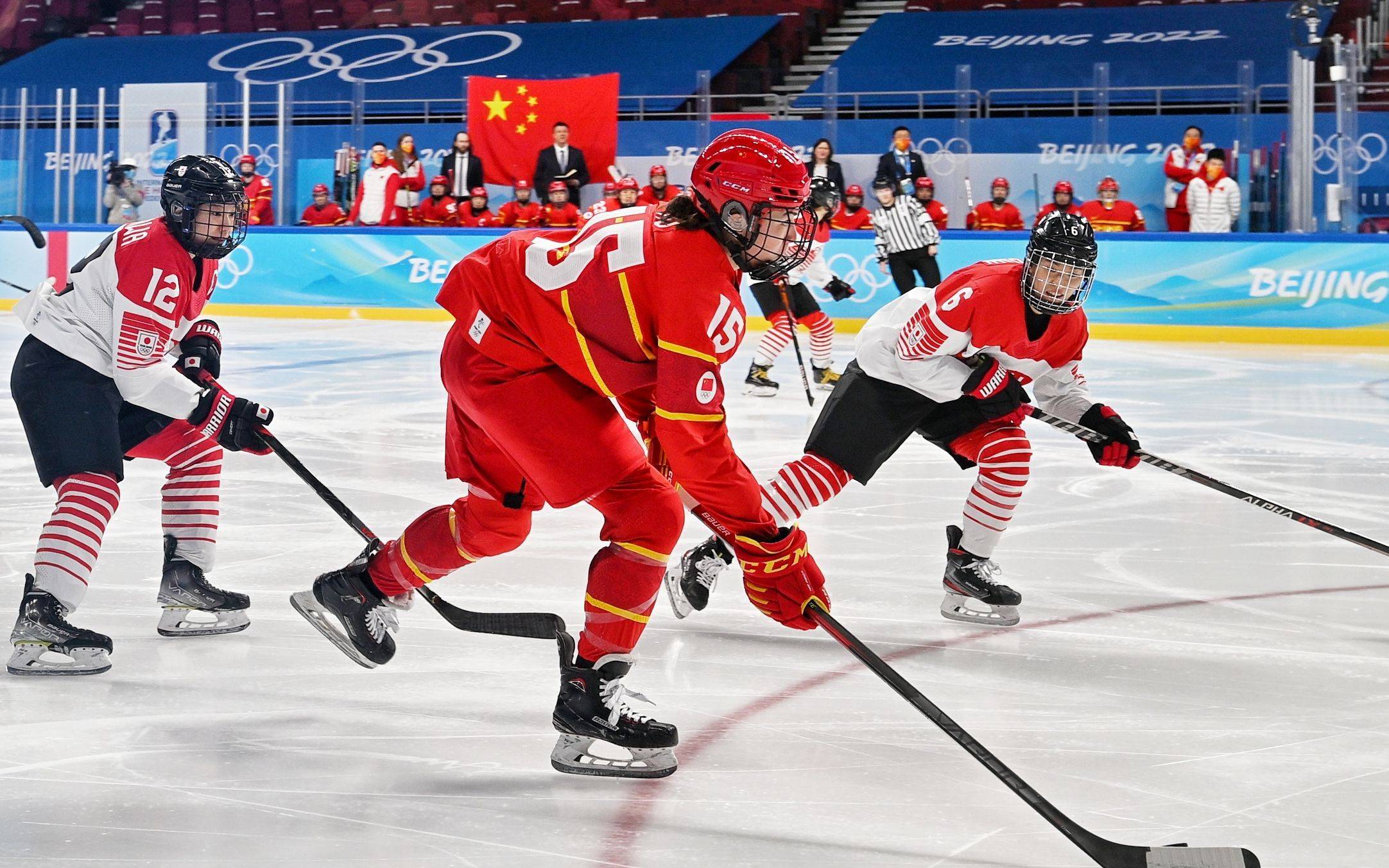 爱游戏tv-中国队绝杀波兰队，马龙刷新纪录