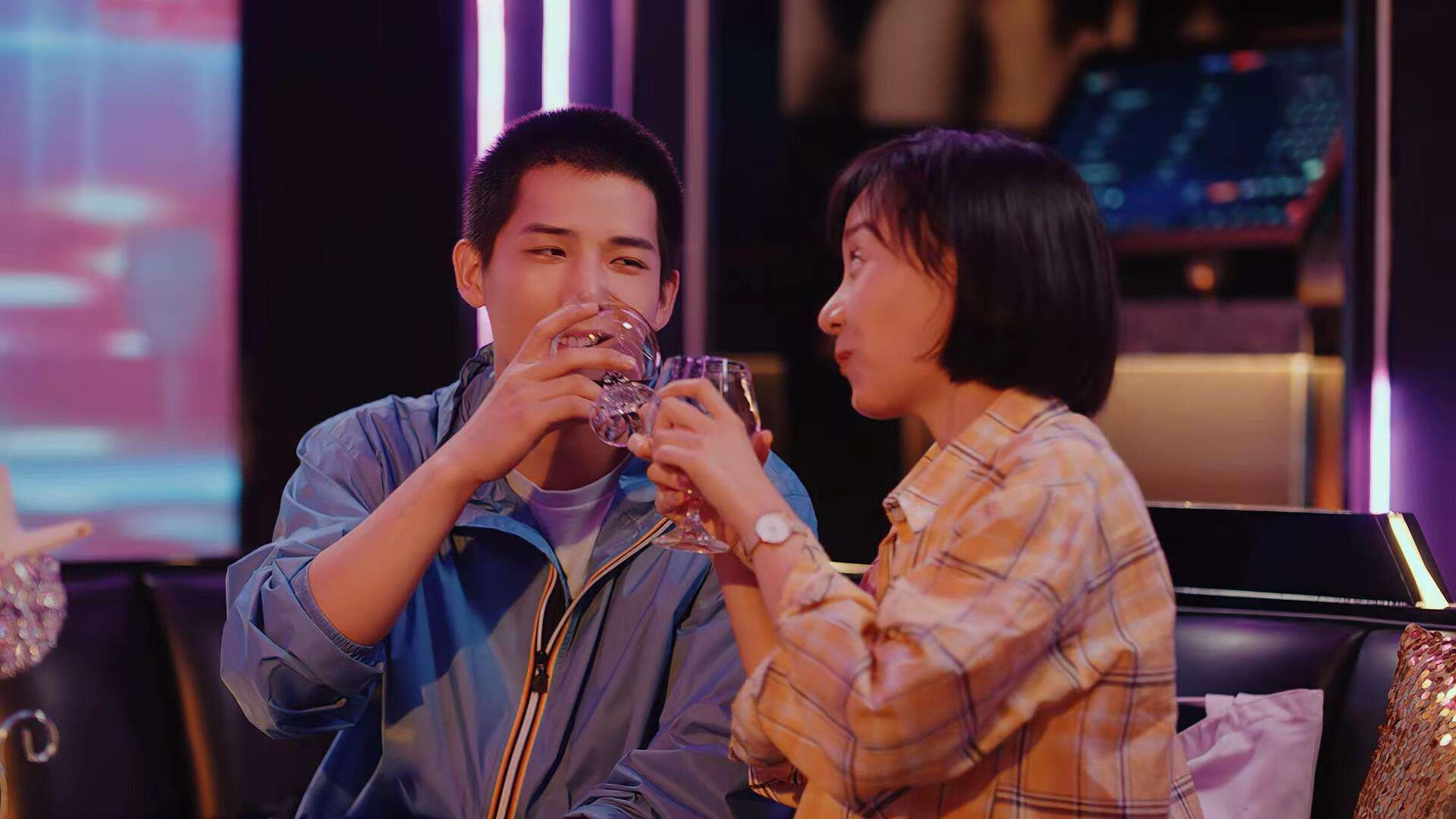 -绿茵与硬木的共鸣，当塔图姆的关键球照亮意甲焦点之夜