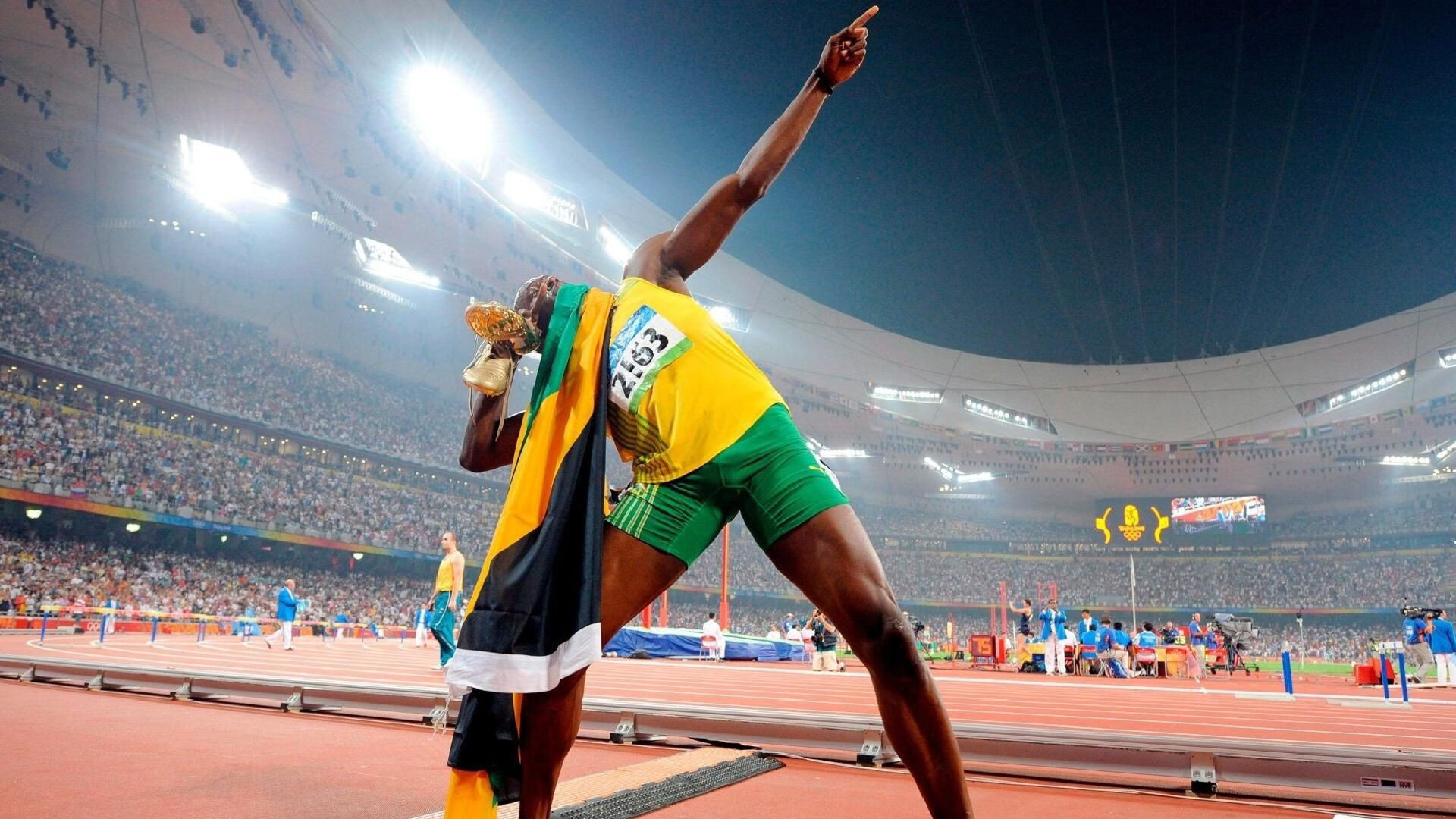 爱游戏官方入口-独树一帜！莱万帽子戏法背后，比利亚雷亚尔如何以突尼斯式韧性夺胜？